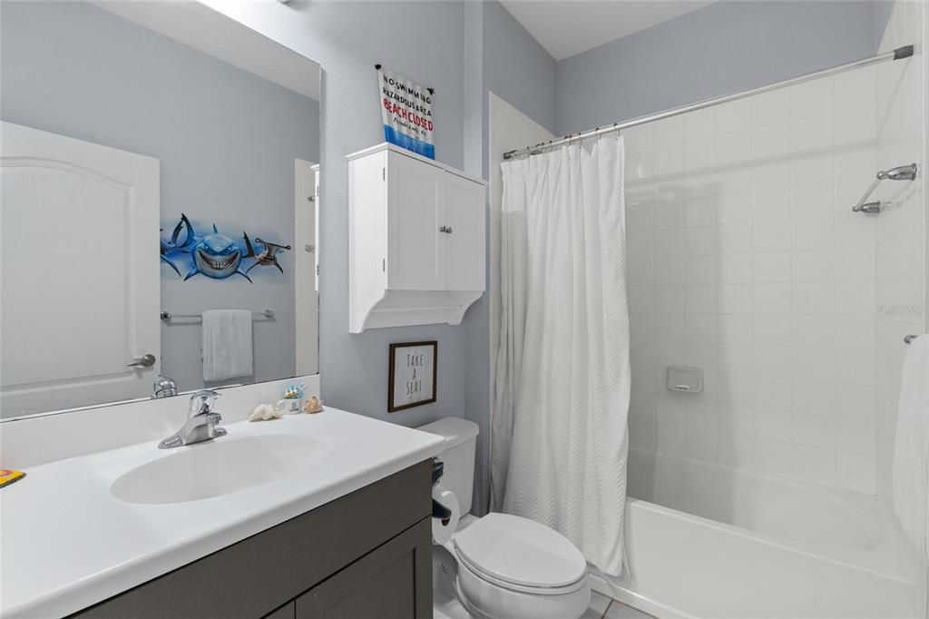 For Sale: $469,999 (3 beds, 2 baths, 1536 Square Feet)