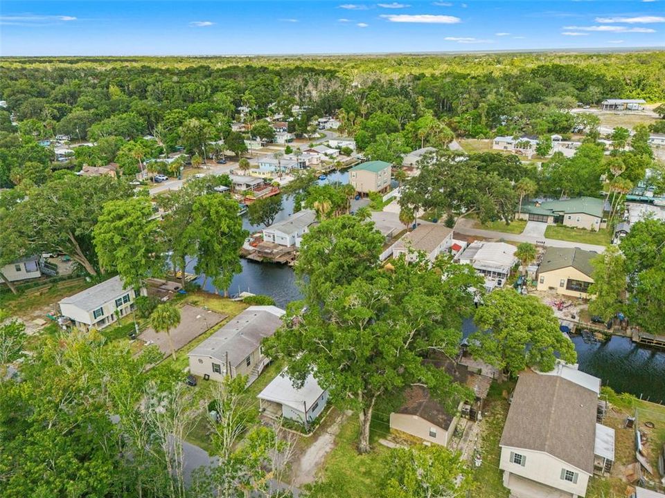 На продажу: $375,000 (4 спален, 2 ванн, 1344 Квадратных фут)