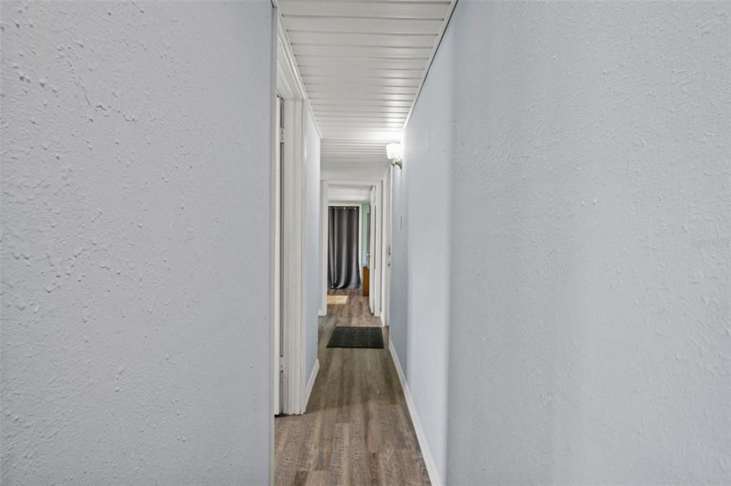 На продажу: $375,000 (4 спален, 2 ванн, 1344 Квадратных фут)