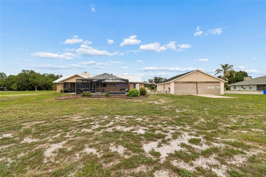 For Sale: $700,000 (4 beds, 2 baths, 1852 Square Feet)