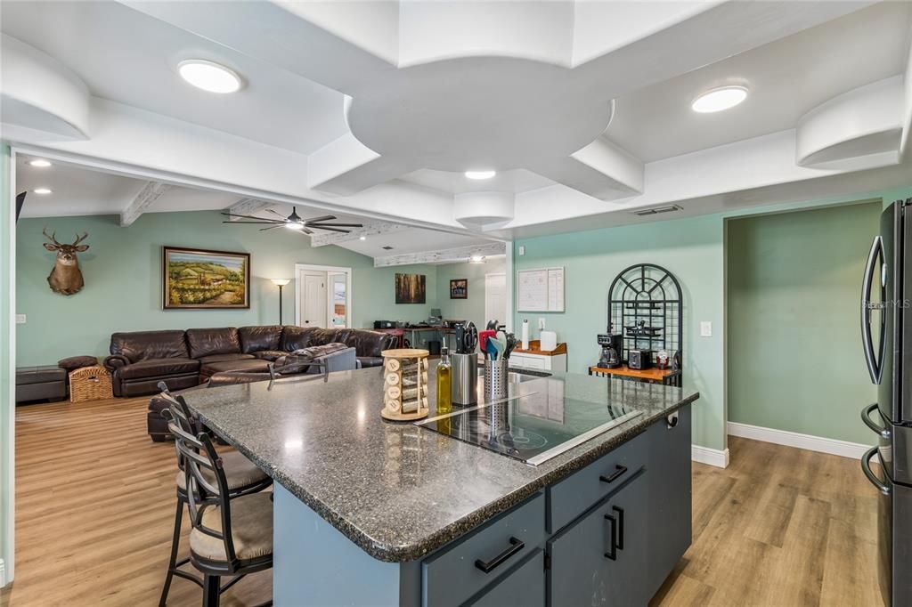 For Sale: $700,000 (4 beds, 2 baths, 1852 Square Feet)