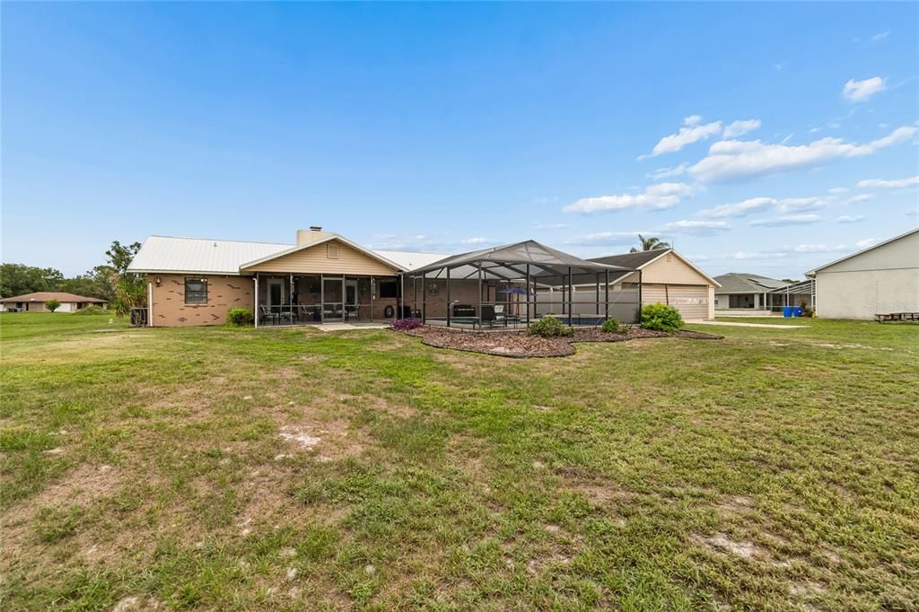 For Sale: $700,000 (4 beds, 2 baths, 1852 Square Feet)