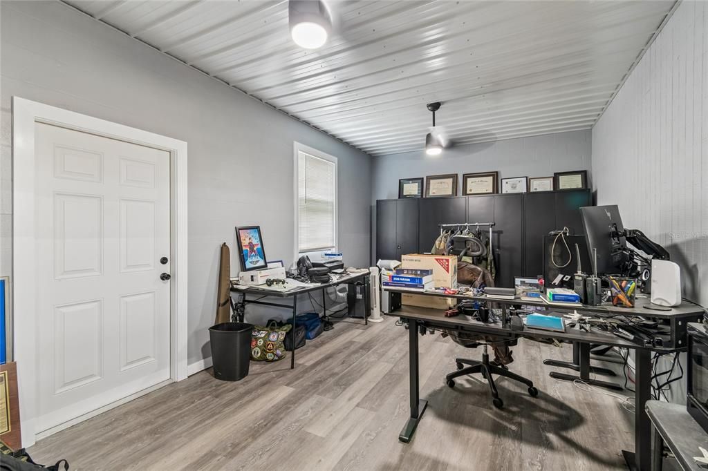 For Sale: $700,000 (4 beds, 2 baths, 1852 Square Feet)