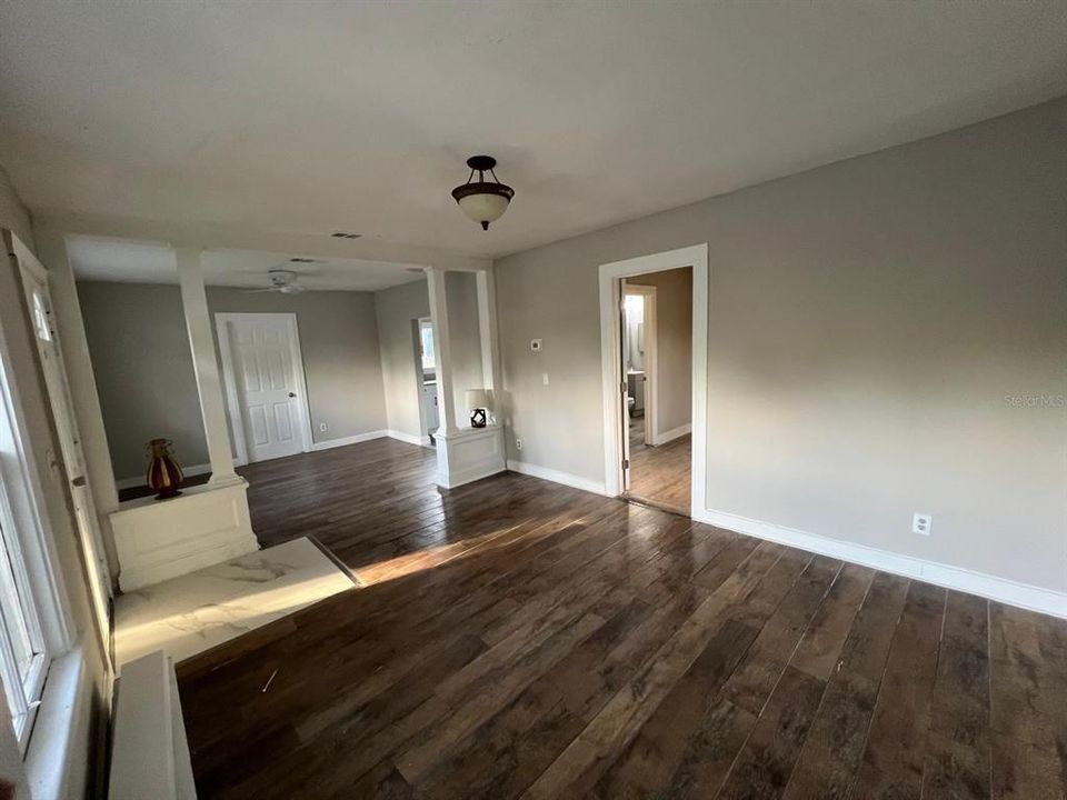 В аренду: $1,895 (2 спален, 1 ванн, 995 Квадратных фут)