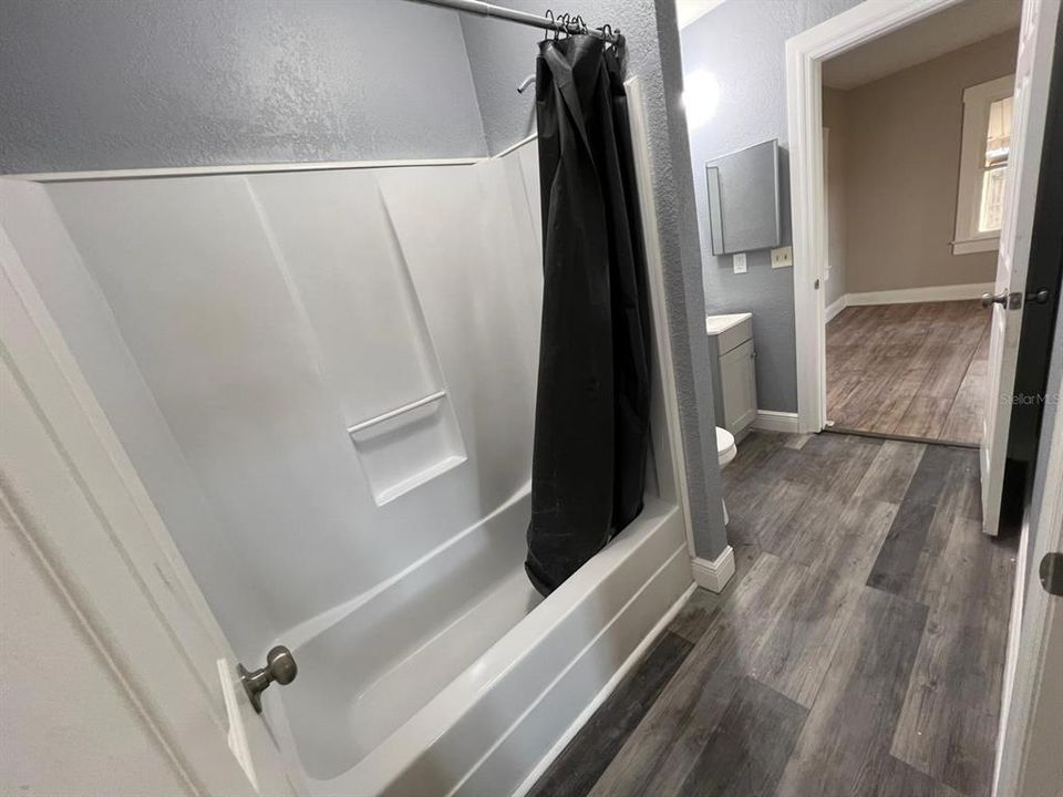 В аренду: $1,895 (2 спален, 1 ванн, 995 Квадратных фут)