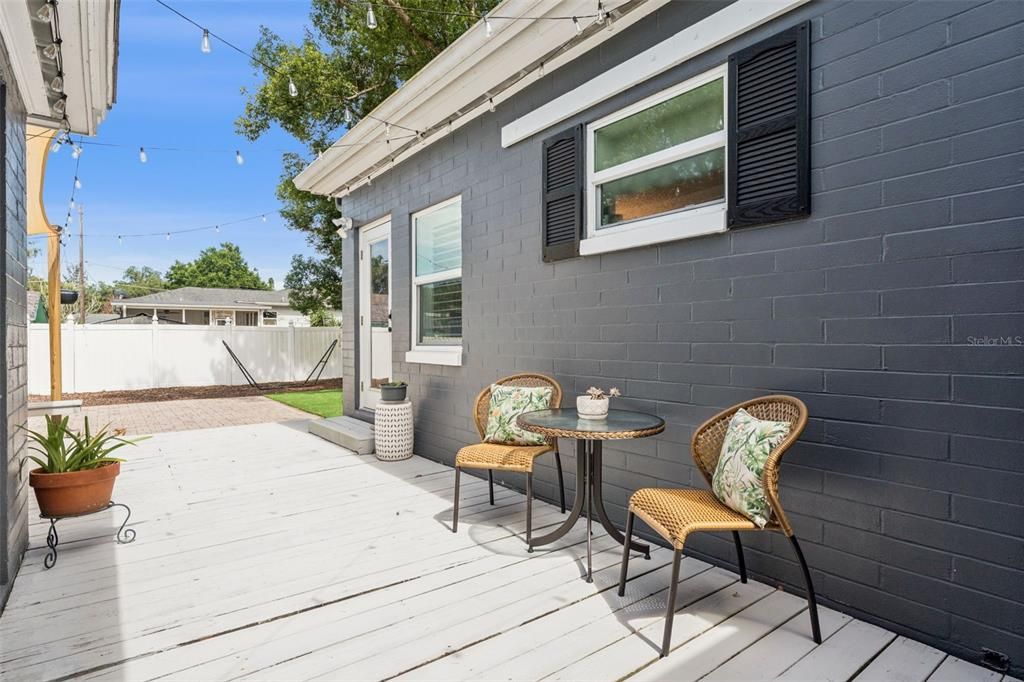 For Sale: $589,900 (4 beds, 2 baths, 1594 Square Feet)