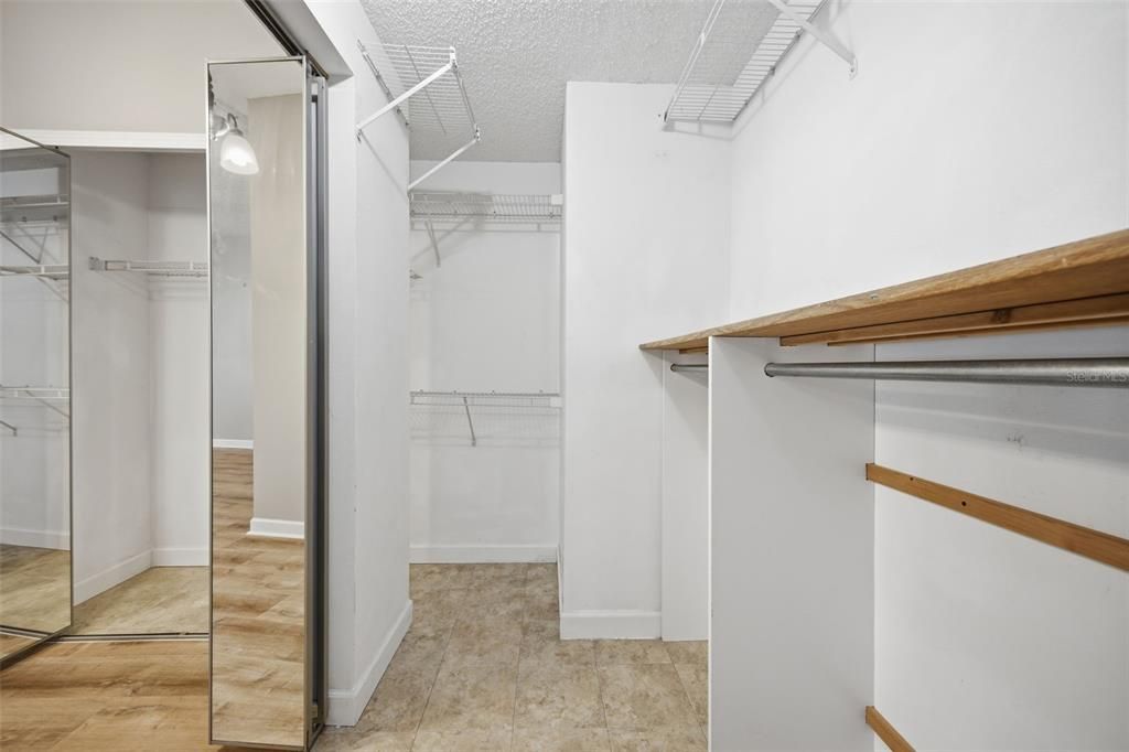 На продажу: $390,000 (3 спален, 2 ванн, 1804 Квадратных фут)