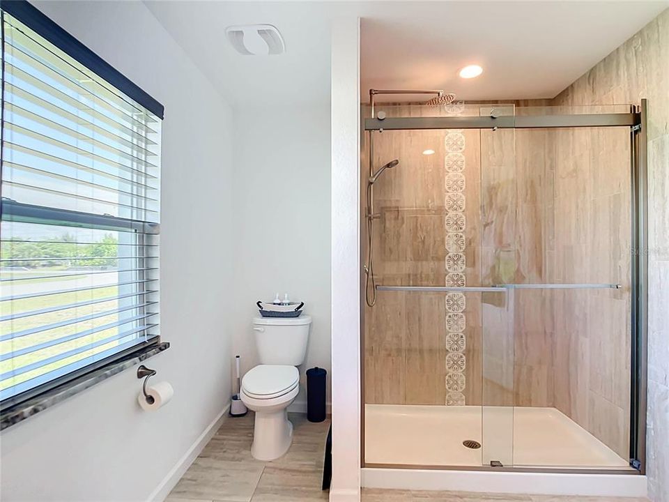 En Venta: $449,000 (3 camas, 2 baños, 1745 Pies cuadrados)