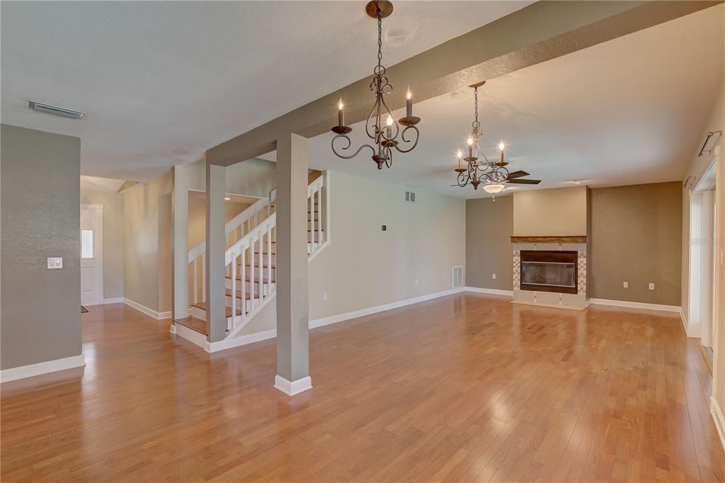 For Sale: $795,000 (4 beds, 2 baths, 2625 Square Feet)