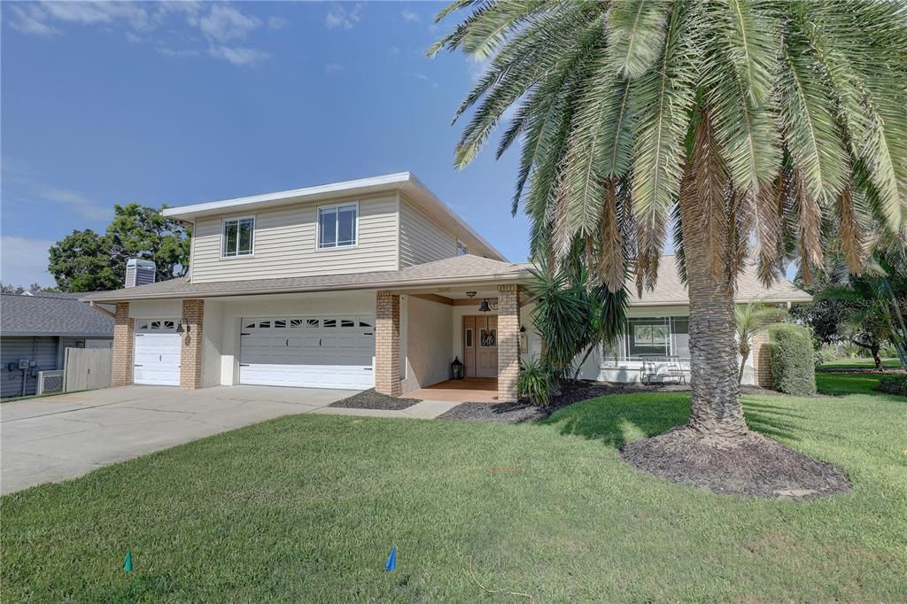 For Sale: $795,000 (4 beds, 2 baths, 2625 Square Feet)