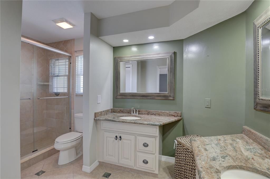 For Sale: $795,000 (4 beds, 2 baths, 2625 Square Feet)
