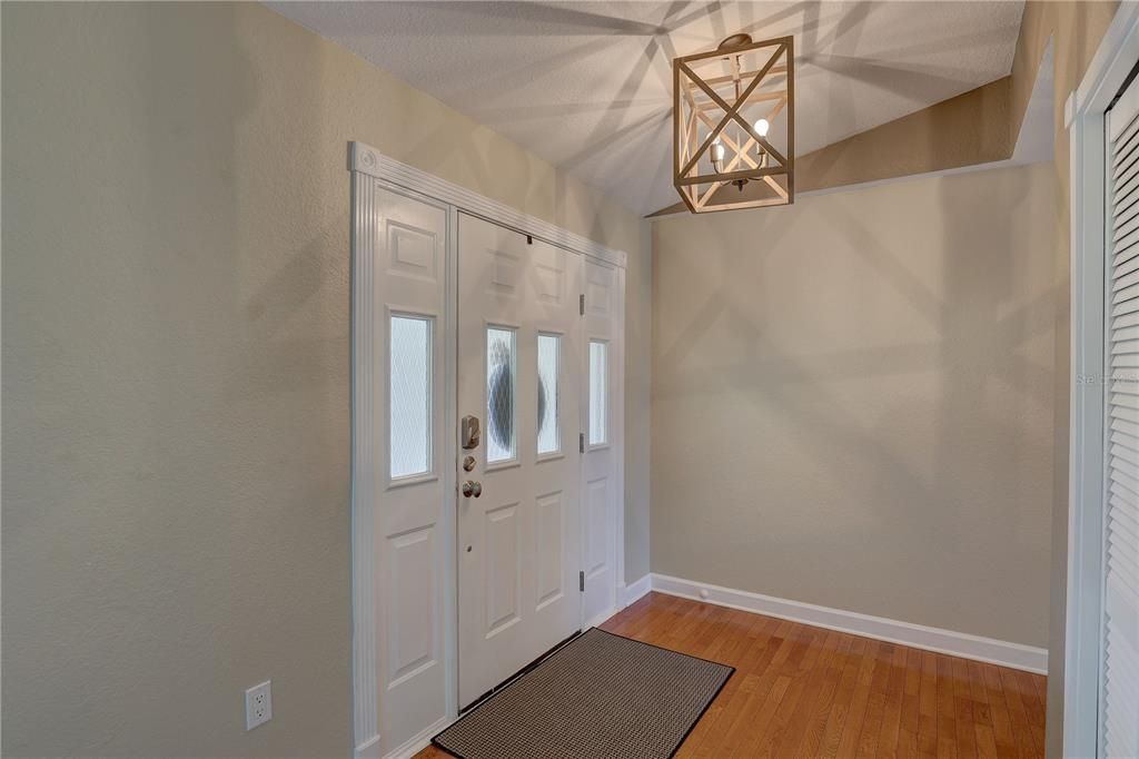For Sale: $795,000 (4 beds, 2 baths, 2625 Square Feet)