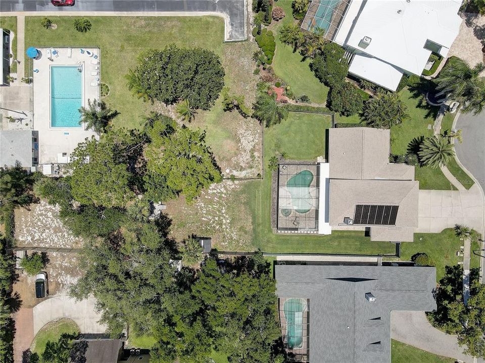 For Sale: $795,000 (4 beds, 2 baths, 2625 Square Feet)