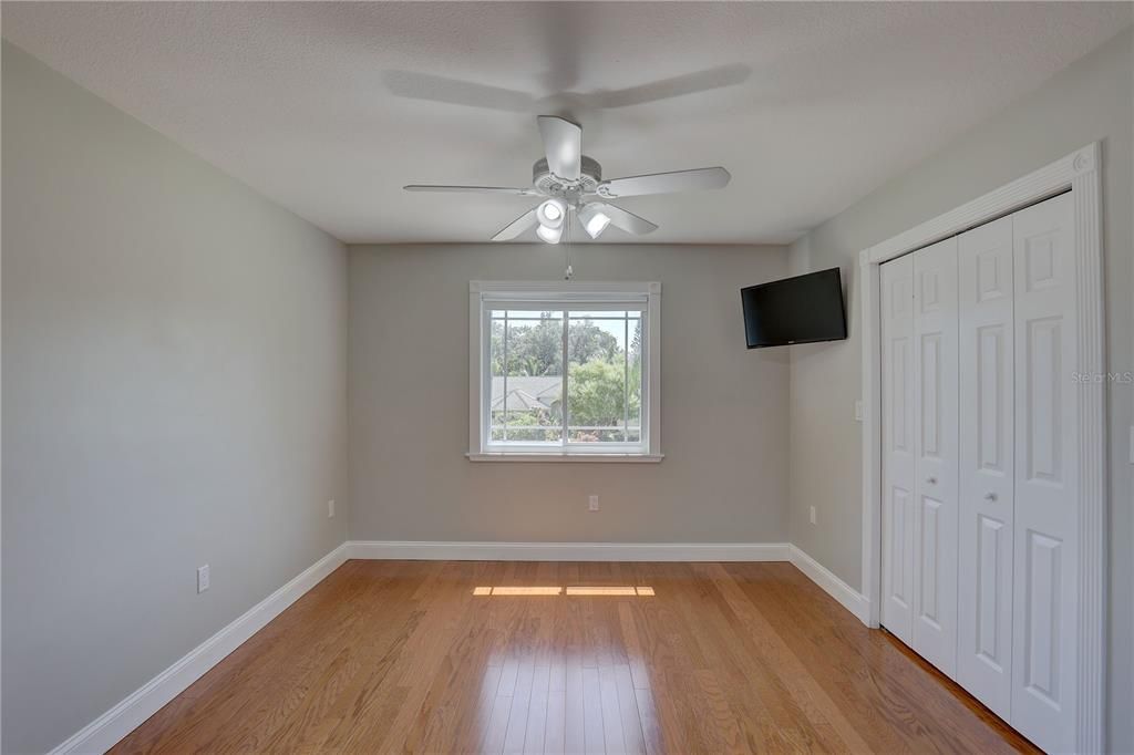 For Sale: $795,000 (4 beds, 2 baths, 2625 Square Feet)