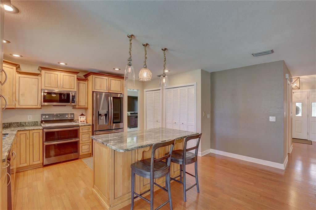 For Sale: $795,000 (4 beds, 2 baths, 2625 Square Feet)