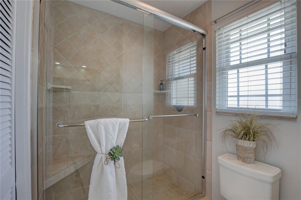 For Sale: $795,000 (4 beds, 2 baths, 2625 Square Feet)