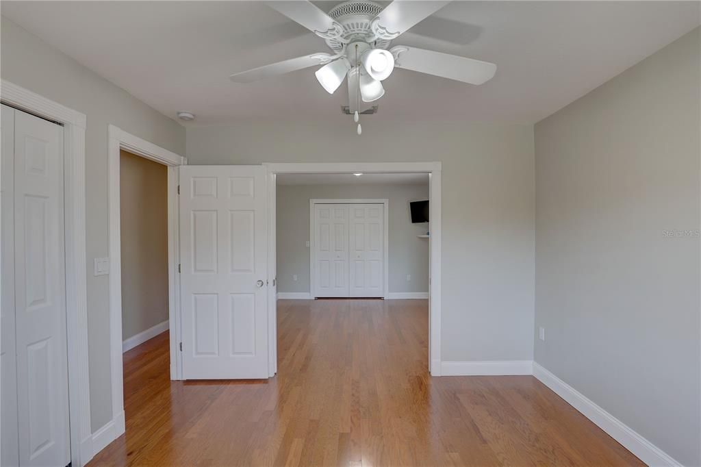 For Sale: $795,000 (4 beds, 2 baths, 2625 Square Feet)