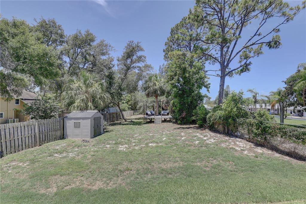 For Sale: $795,000 (4 beds, 2 baths, 2625 Square Feet)