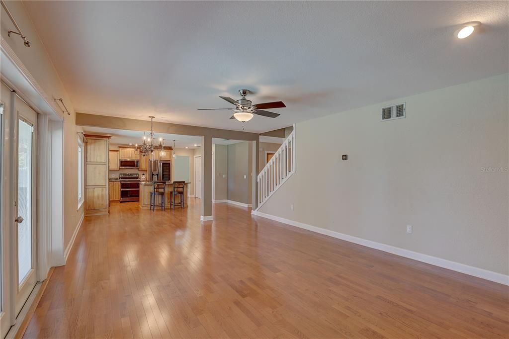 For Sale: $795,000 (4 beds, 2 baths, 2625 Square Feet)