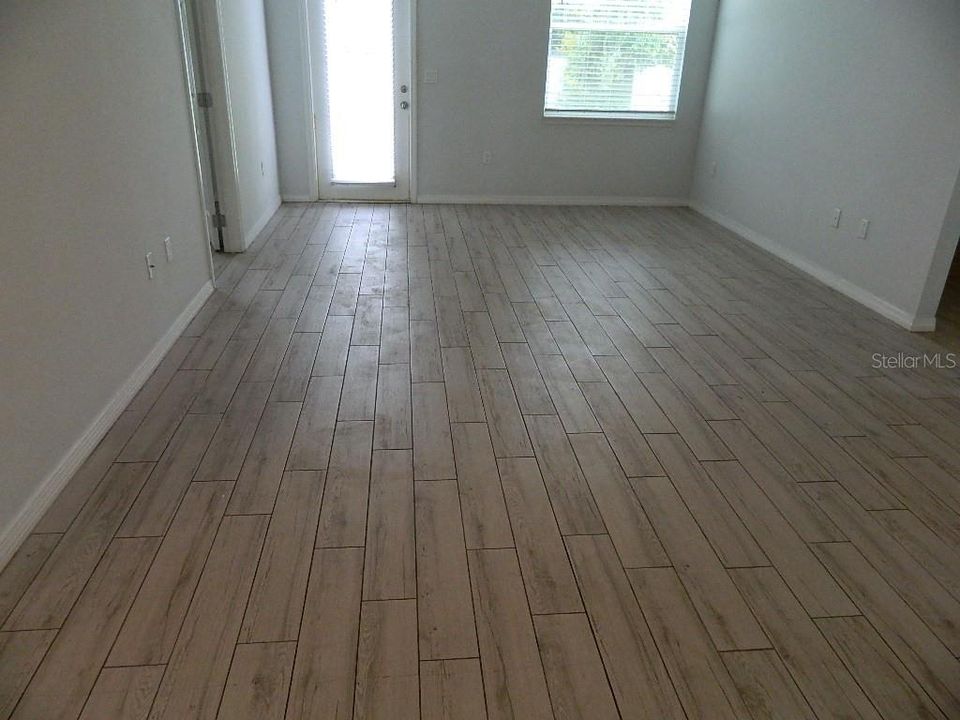 En Renta: $2,375 (4 camas, 2 baños, 1382 Pies cuadrados)
