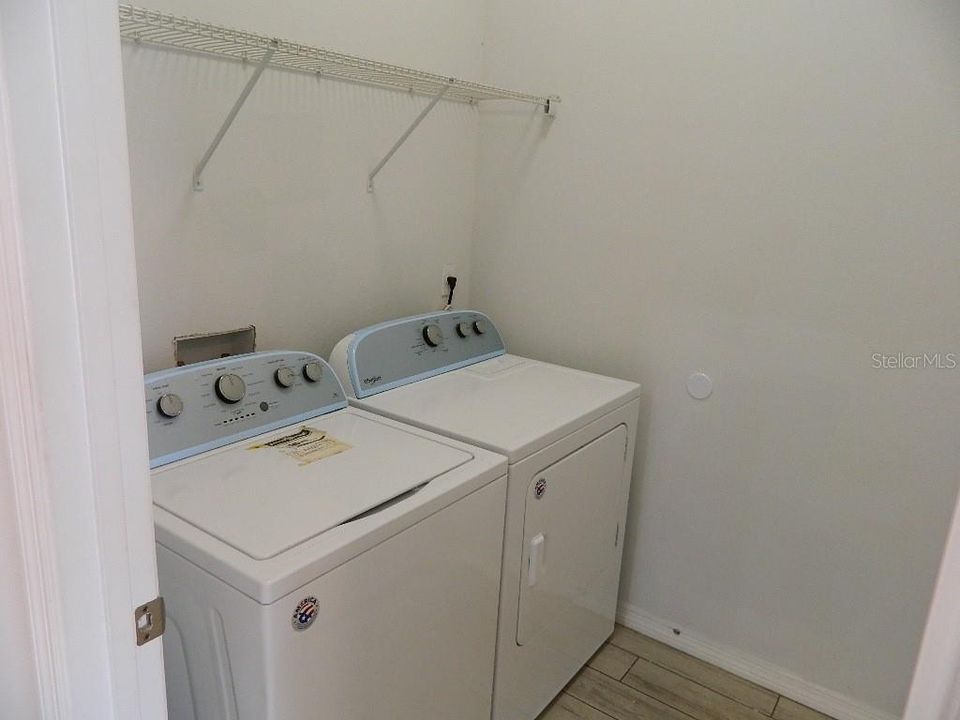 En Renta: $2,375 (4 camas, 2 baños, 1382 Pies cuadrados)