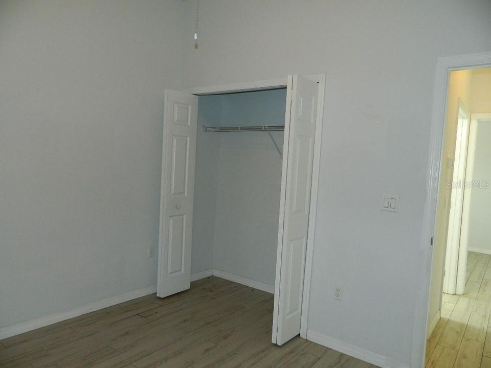 En Renta: $2,375 (4 camas, 2 baños, 1382 Pies cuadrados)