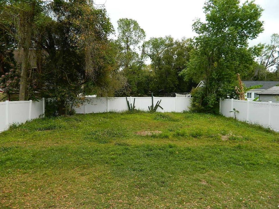 En Renta: $2,375 (4 camas, 2 baños, 1382 Pies cuadrados)