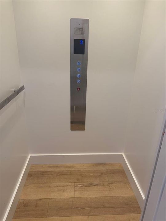 В аренду: $15,000 (5 спален, 3 ванн, 2968 Квадратных фут)