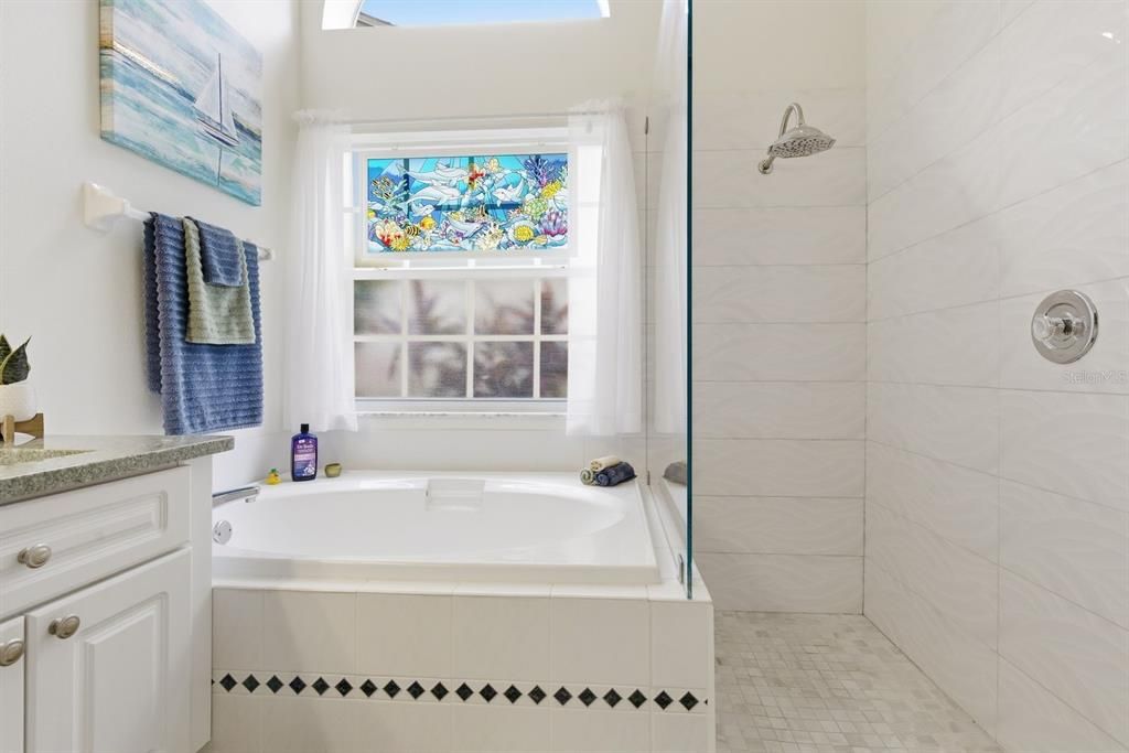 На продажу: $444,900 (3 спален, 2 ванн, 1680 Квадратных фут)
