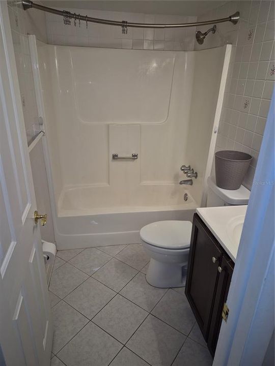 For Rent: $2,950 (4 beds, 2 baths, 1585 Square Feet)