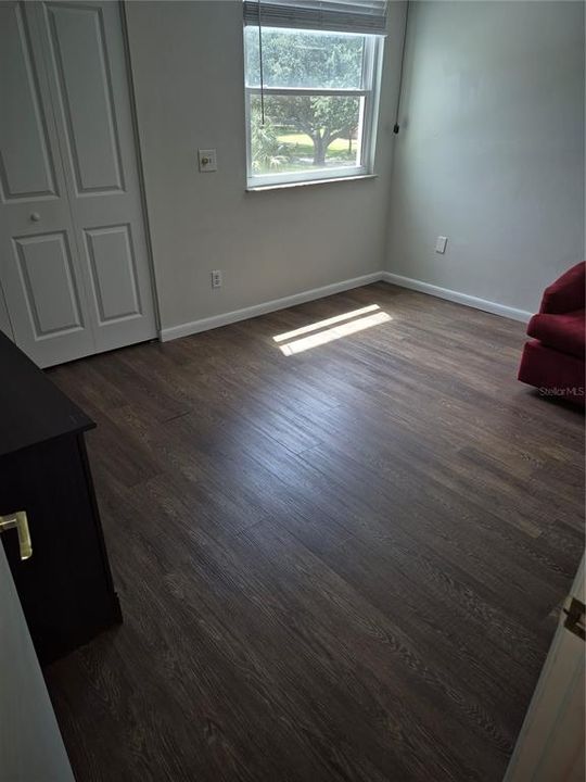 For Rent: $2,950 (4 beds, 2 baths, 1585 Square Feet)