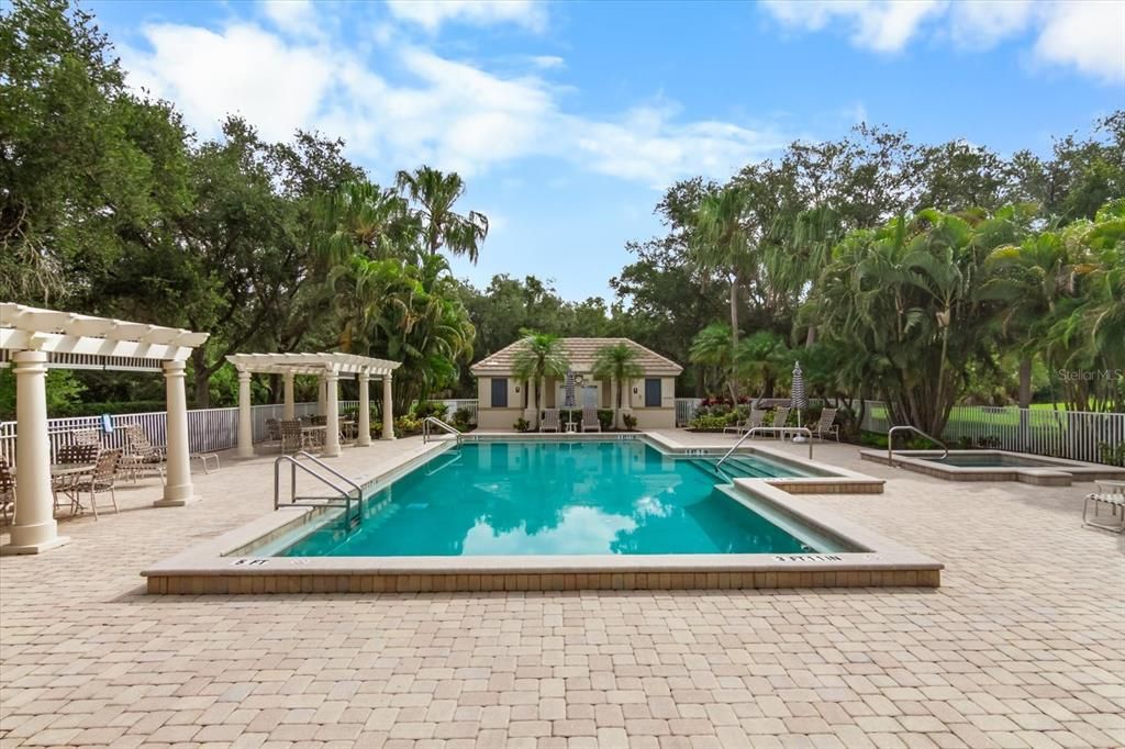 На продажу: $600,000 (2 спален, 2 ванн, 2029 Квадратных фут)