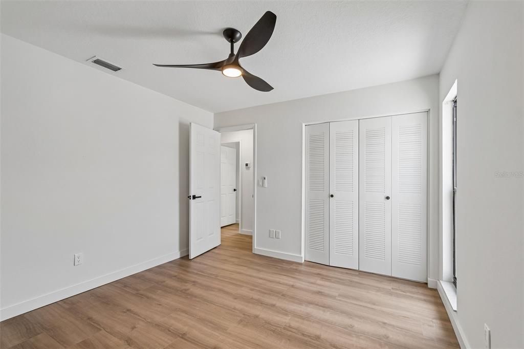 For Sale: $650,000 (3 beds, 2 baths, 1880 Square Feet)