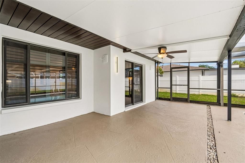 For Sale: $650,000 (3 beds, 2 baths, 1880 Square Feet)