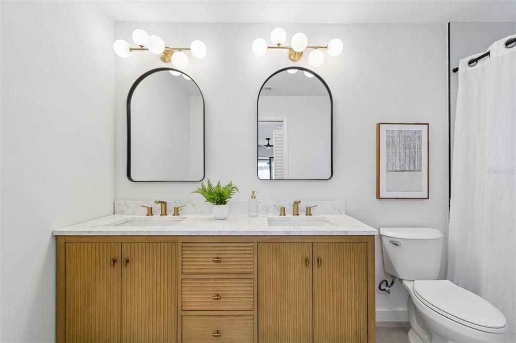 For Sale: $650,000 (3 beds, 2 baths, 1880 Square Feet)