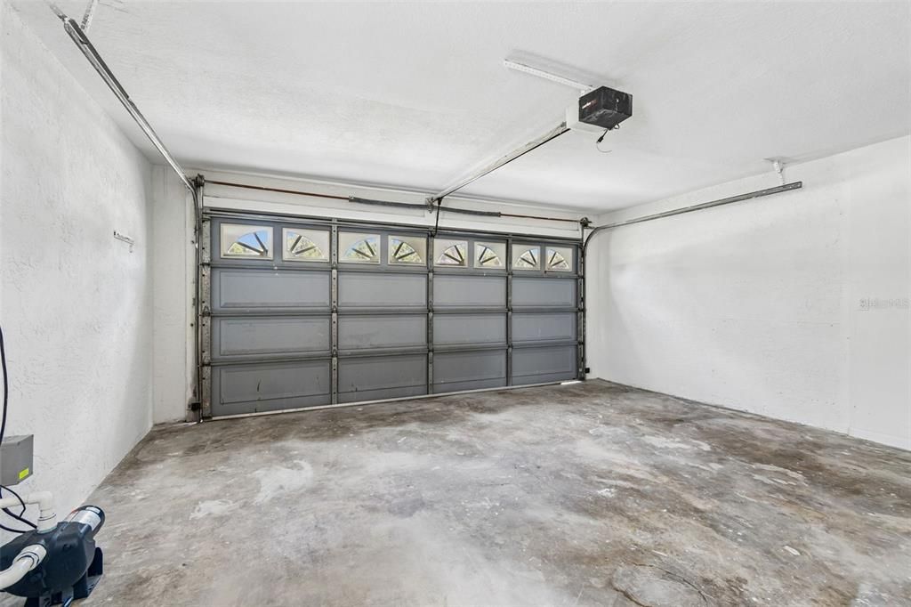 For Sale: $650,000 (3 beds, 2 baths, 1880 Square Feet)
