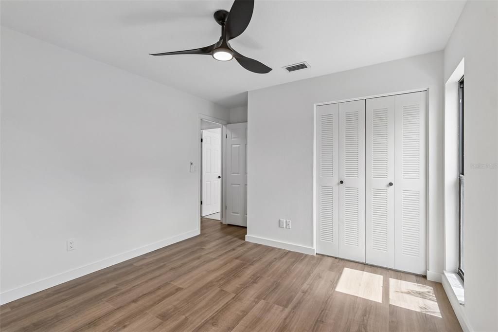 For Sale: $650,000 (3 beds, 2 baths, 1880 Square Feet)