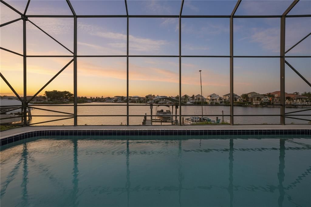 For Sale: $1,699,000 (4 beds, 2 baths, 3209 Square Feet)