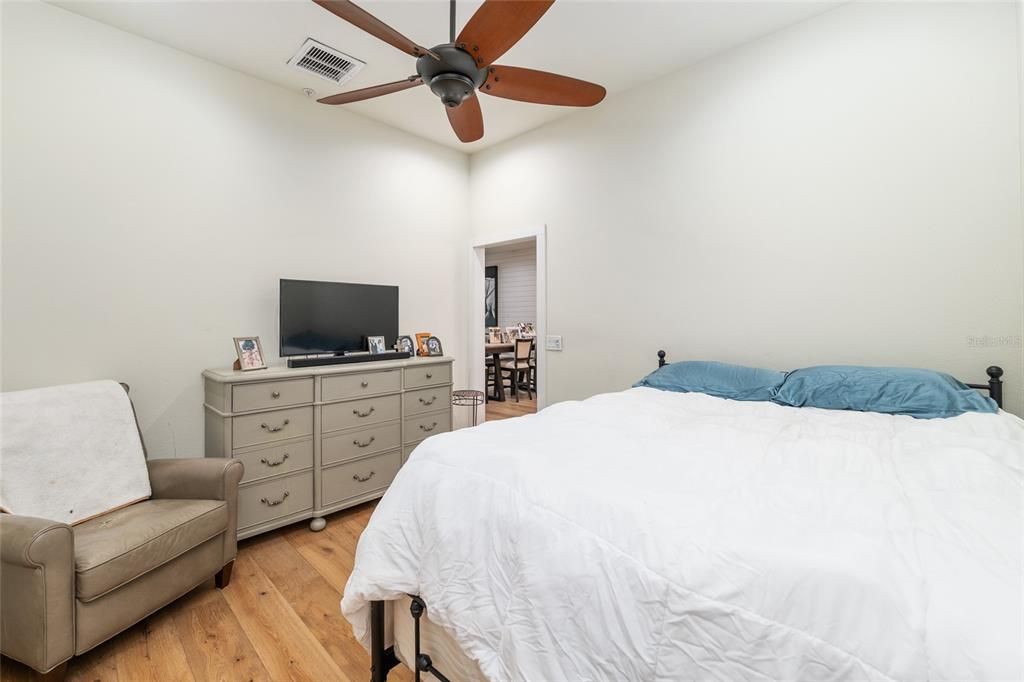 For Sale: $3,799,000 (2 beds, 2 baths, 1940 Square Feet)