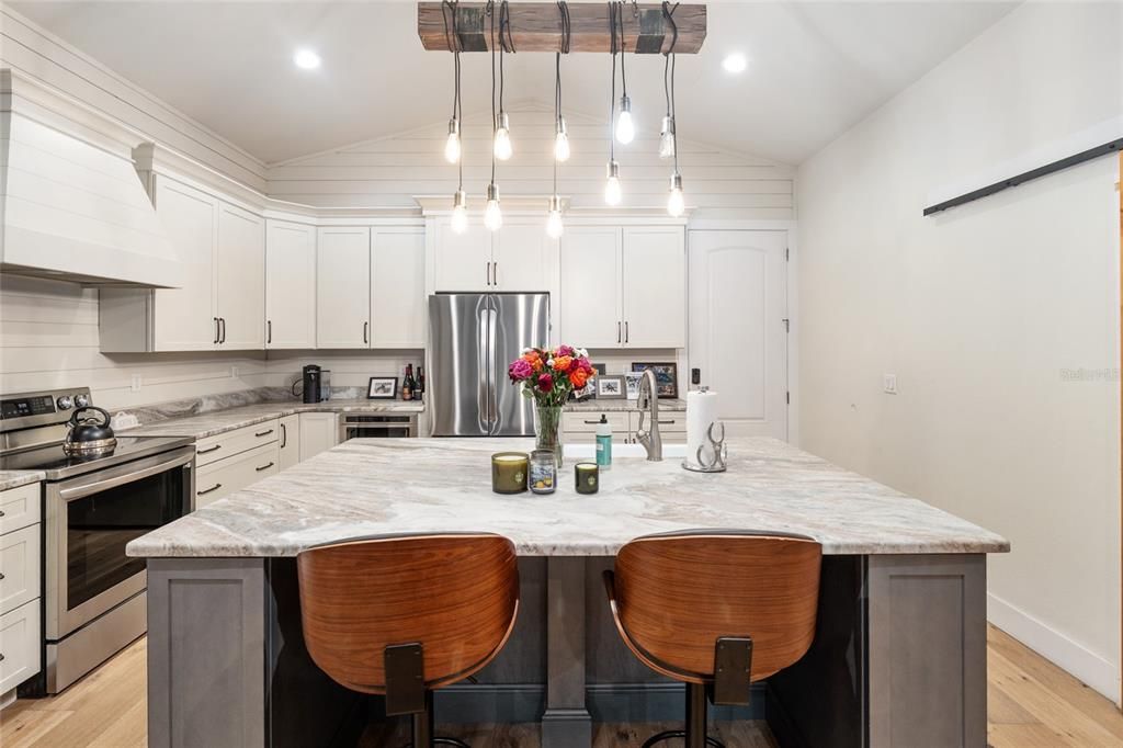 For Sale: $3,799,000 (2 beds, 2 baths, 1940 Square Feet)