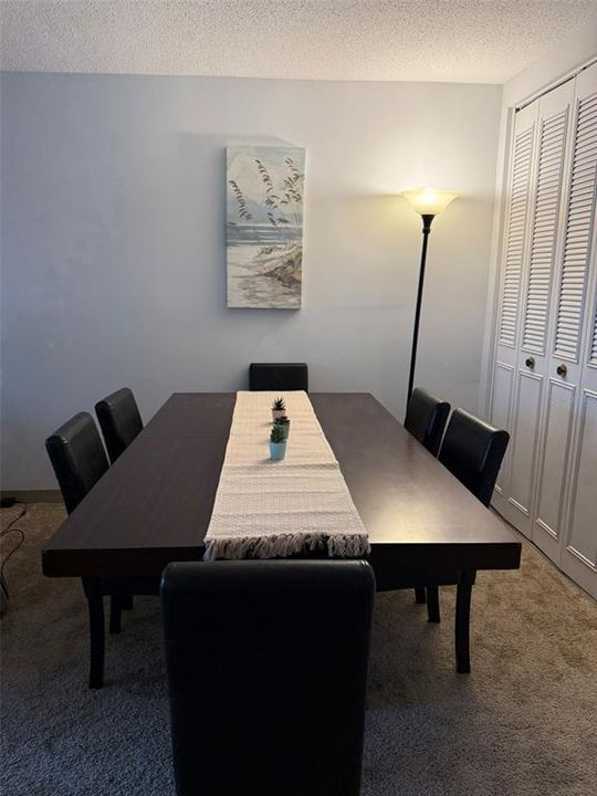 For Rent: $1,850 (2 beds, 1 baths, 900 Square Feet)