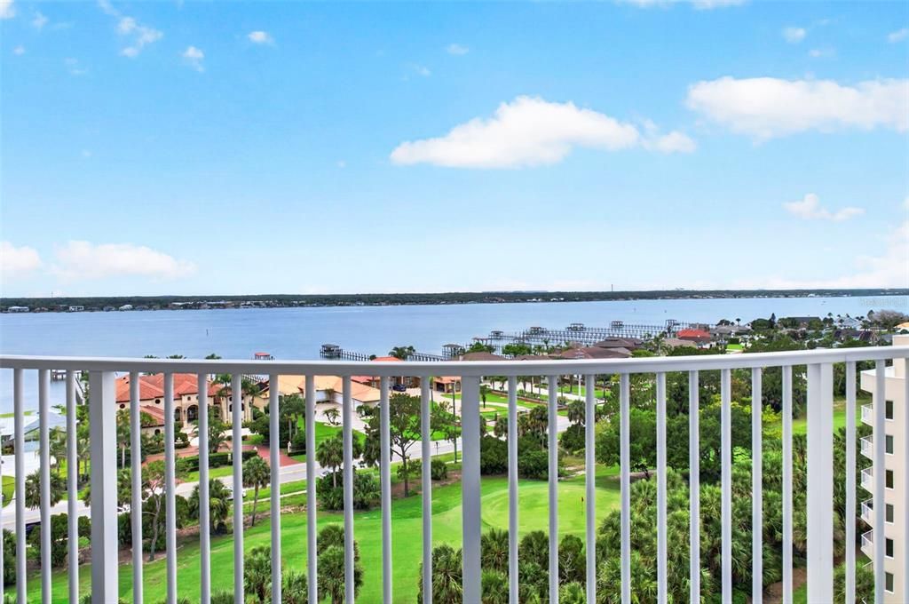 En Venta: $399,000 (2 camas, 2 baños, 1775 Pies cuadrados)