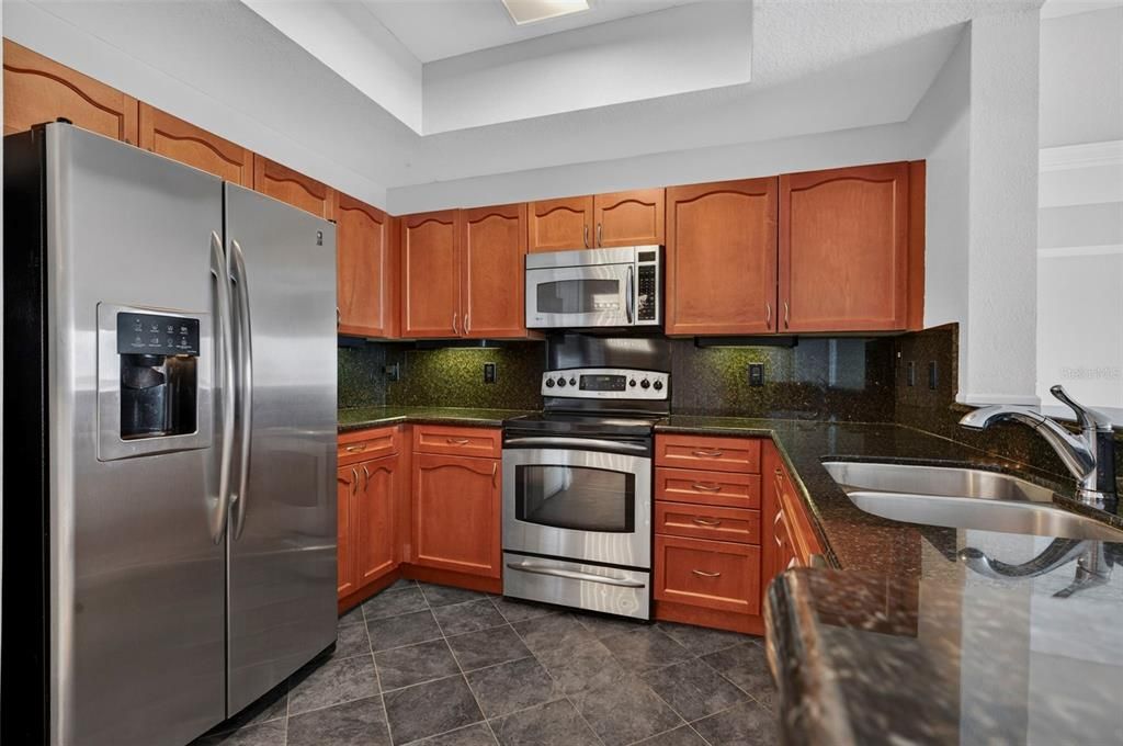 En Venta: $399,000 (2 camas, 2 baños, 1775 Pies cuadrados)