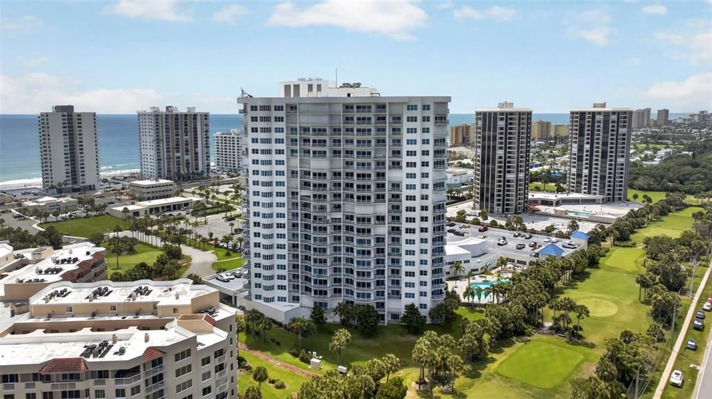 En Venta: $399,000 (2 camas, 2 baños, 1775 Pies cuadrados)