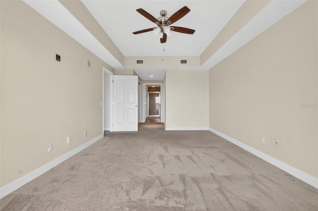 En Venta: $399,000 (2 camas, 2 baños, 1775 Pies cuadrados)