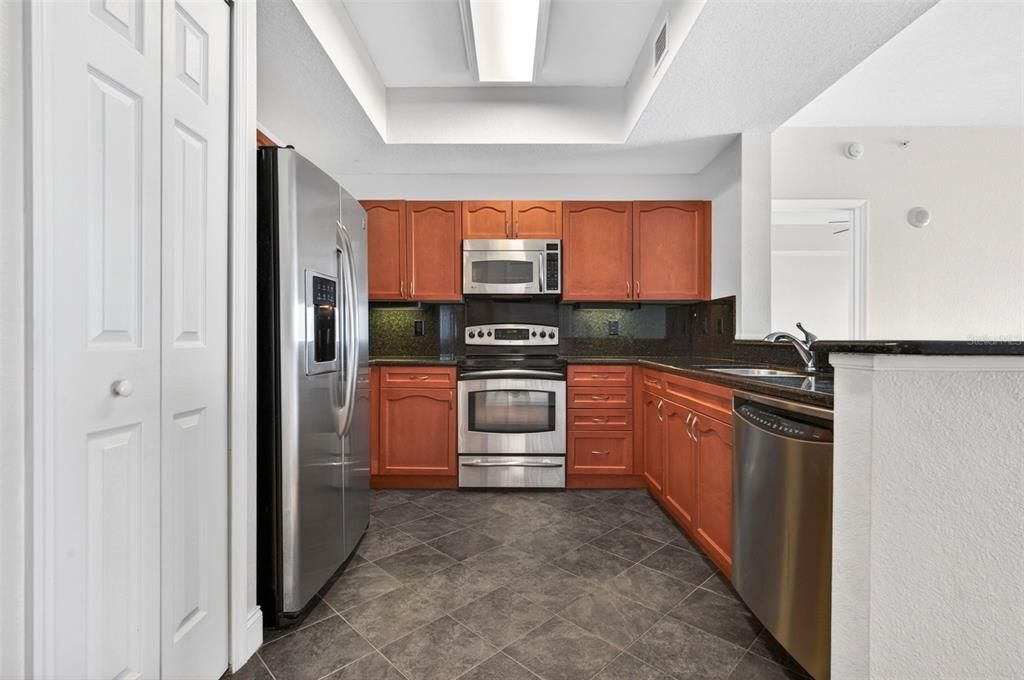 En Venta: $399,000 (2 camas, 2 baños, 1775 Pies cuadrados)