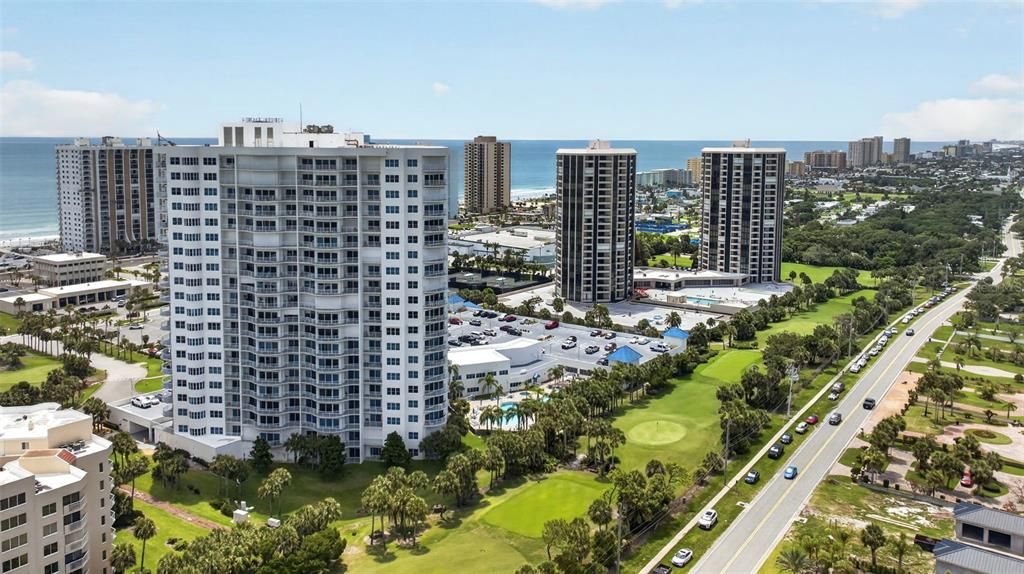 En Venta: $399,000 (2 camas, 2 baños, 1775 Pies cuadrados)