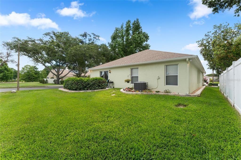 For Sale: $499,000 (3 beds, 2 baths, 1936 Square Feet)