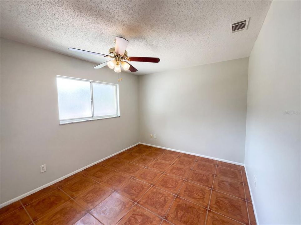 En Venta: $270,000 (3 camas, 2 baños, 1125 Pies cuadrados)