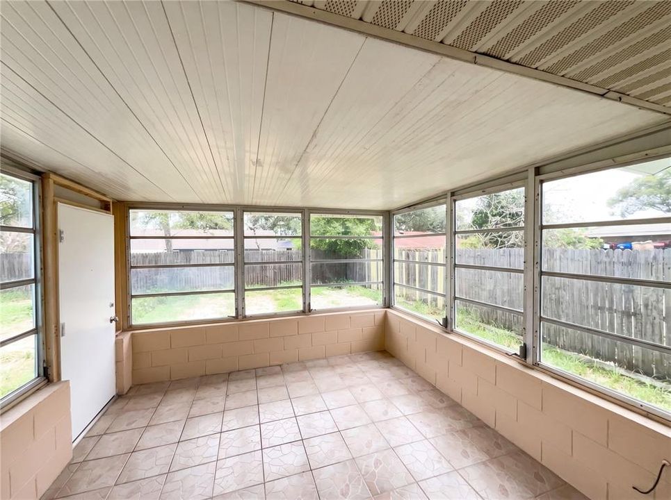 En Venta: $270,000 (3 camas, 2 baños, 1125 Pies cuadrados)